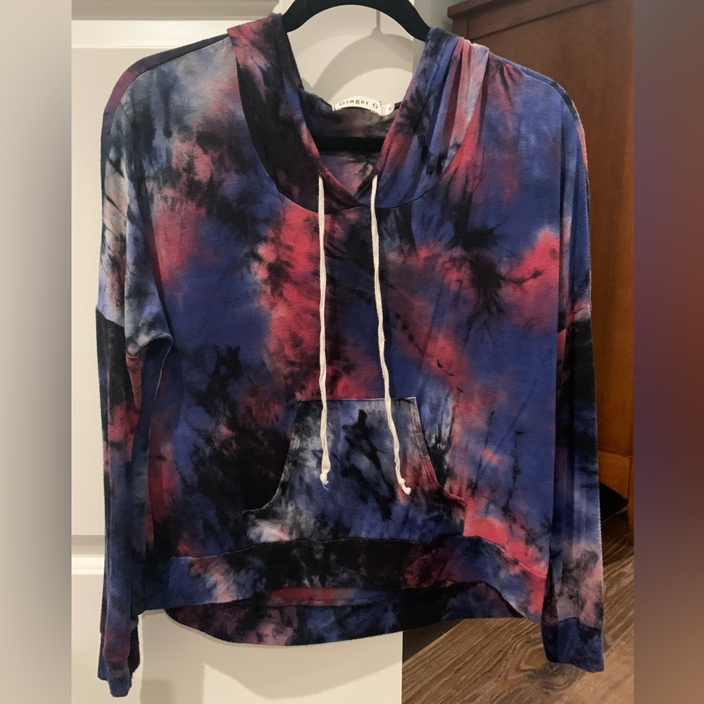 Ginger G Tie Dye Light Weight Rayon Mixed Colors Hoodie With Front Pocket Size S